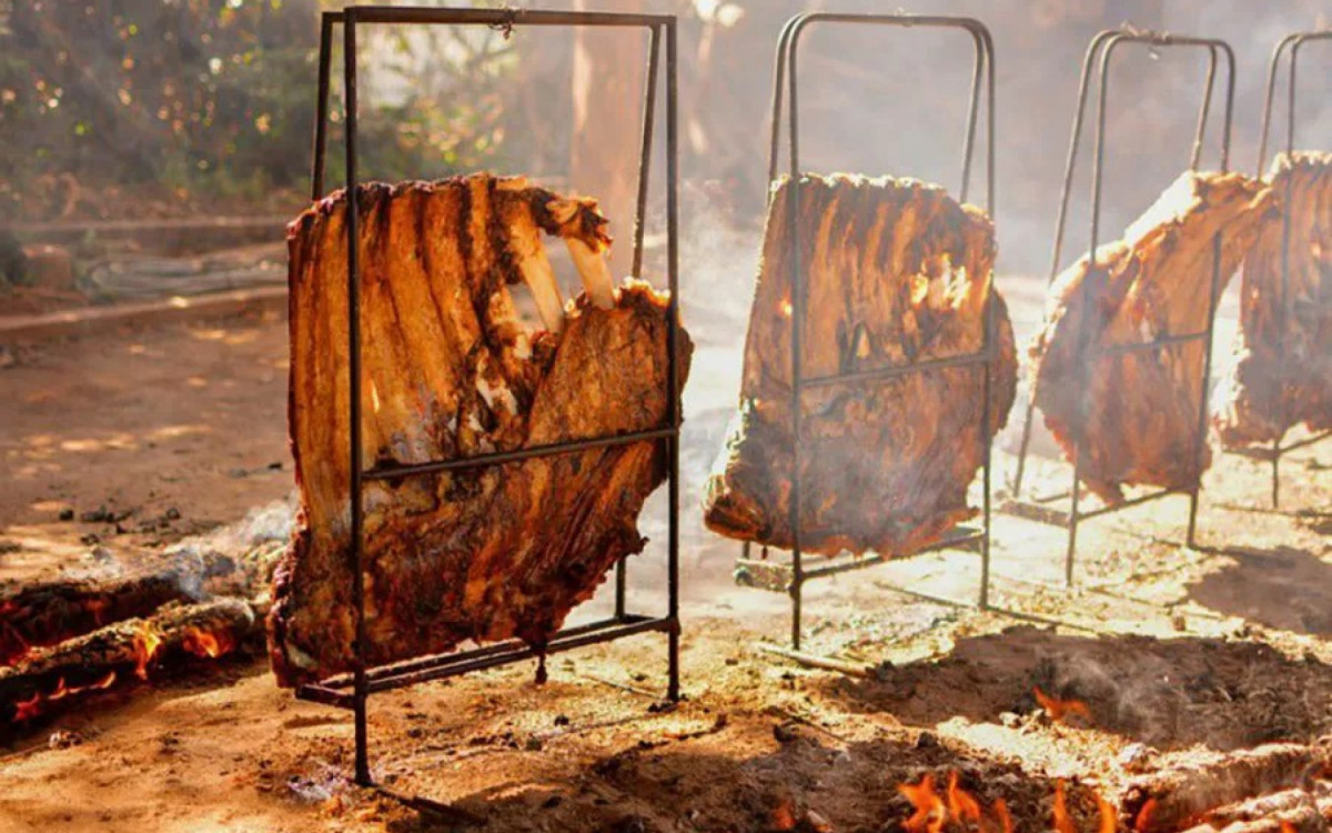 Arraial BBQ Festival acontece entre os dias 6 e 8 de março