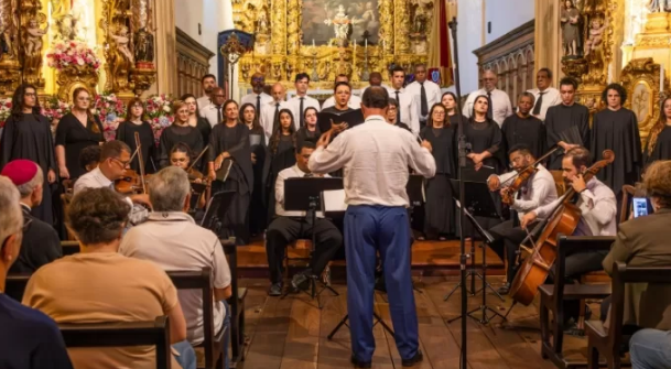Coral Cantavento celebra 50 anos com concertos gratuitos e exposição em Búzios e São Pedro da Aldeia